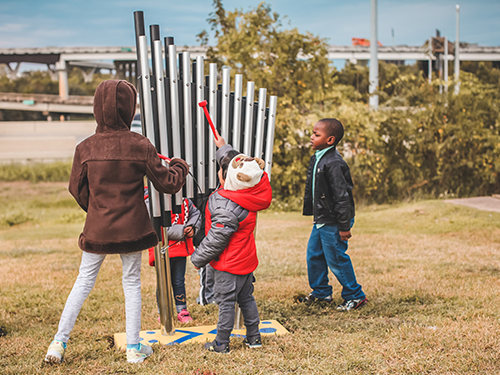 Newsletter 1 - Group Kids Playing Sonora