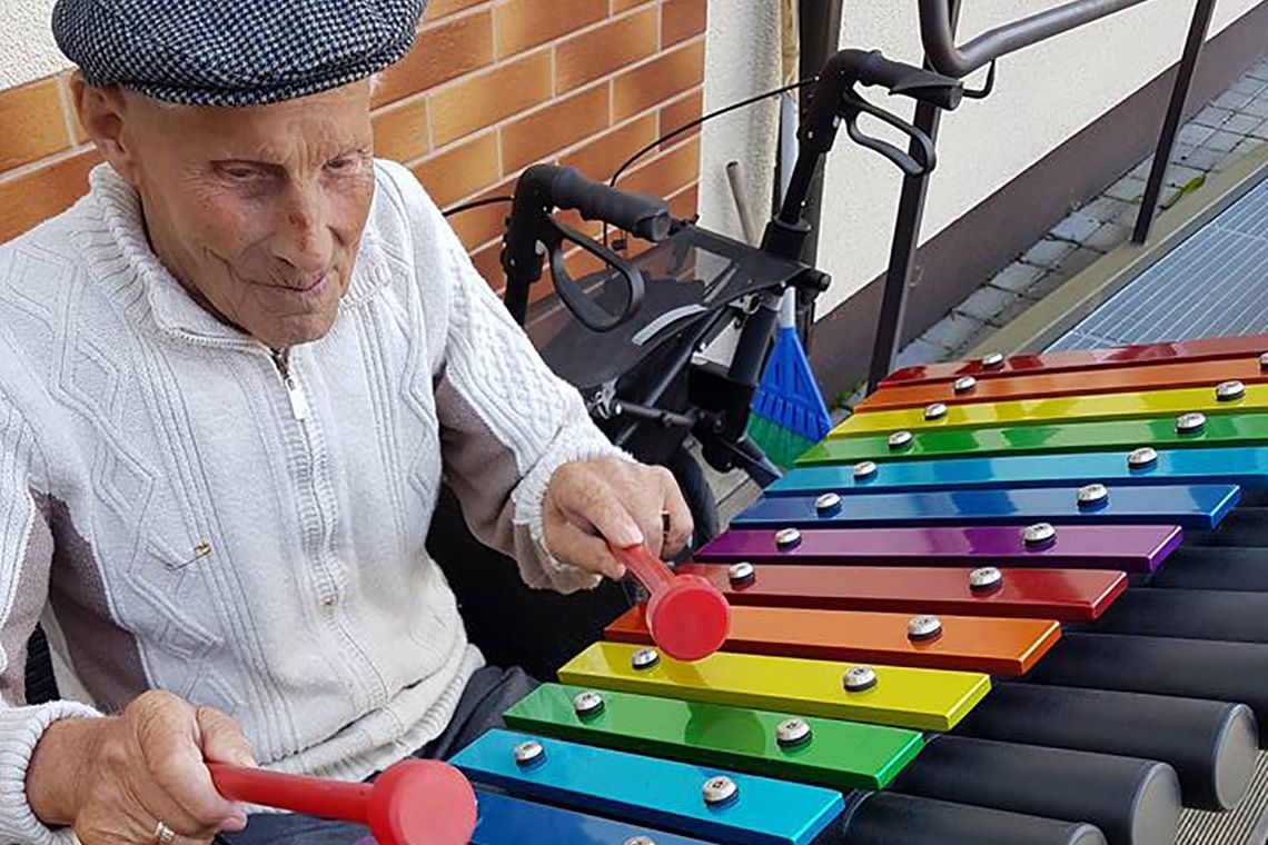 Cavatina Percussion Play